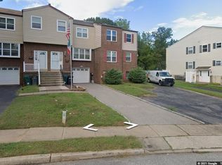 291 Birch Dr #1, Lafayette Hill, PA 19444