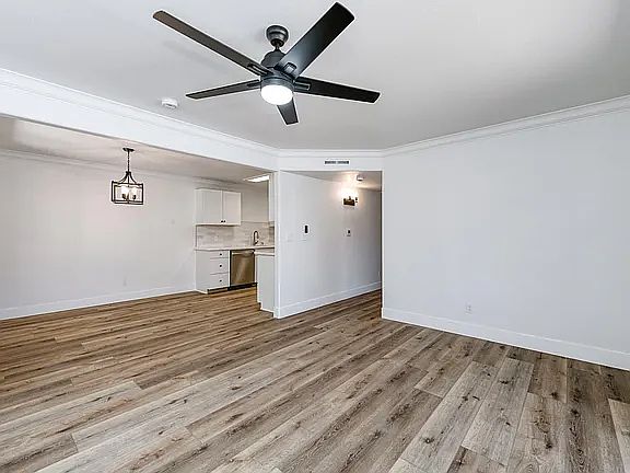 Living Room / Dining Room