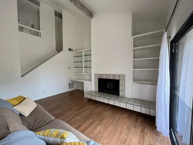 210 Reef Ct — Photo 6