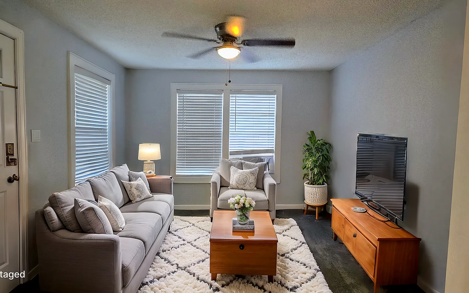1 bed/1 bath backhouse near TCU — Photo 3