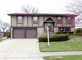 312 Byron Ave, Bloomingdale, IL
