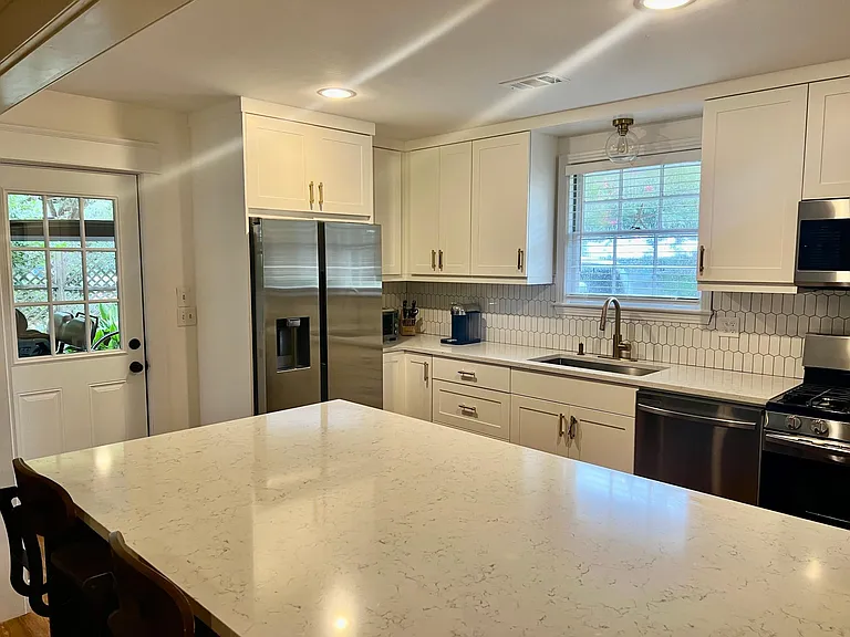 116 Highland Ave — Photo 4