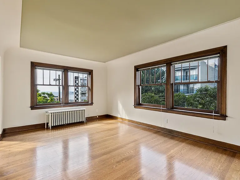 900 Queen Anne Apartments — Photo 6