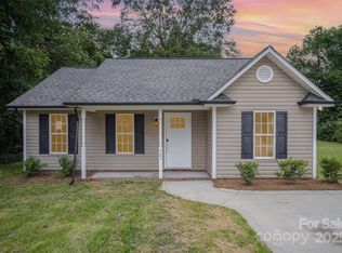 903 Brookdale St, Kannapolis, NC 28083