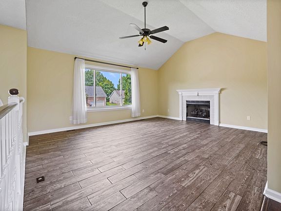 4th image of 3418 Poplar Hl