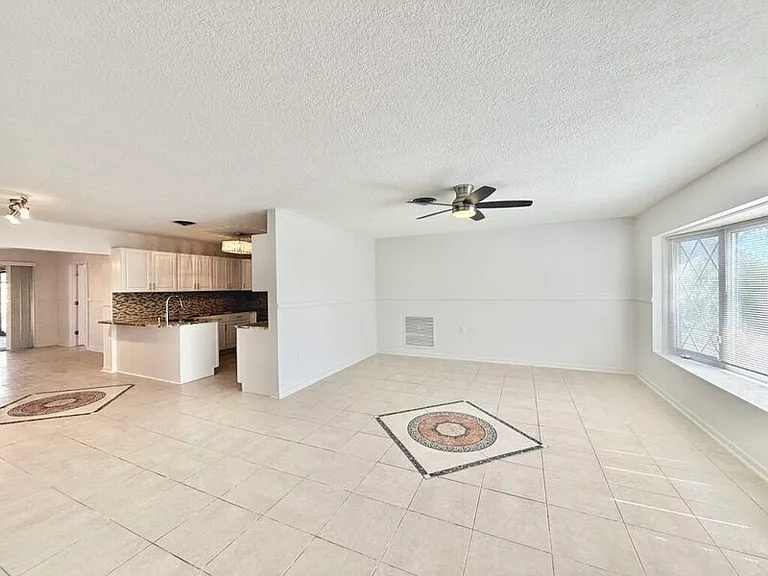 10108 Paradise Blvd — Photo 18