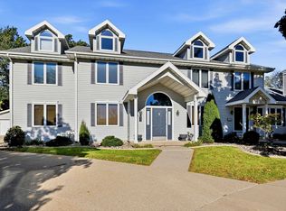 600 Duggan Dr APT 2, Dubuque, IA 52003
