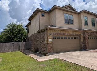 1032 Brown Rock Dr, New Braunfels, TX 78130