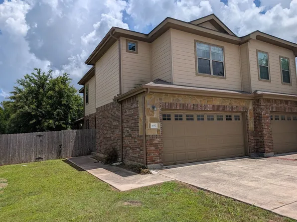 1032 Brown Rock Dr, New Braunfels, TX 78130