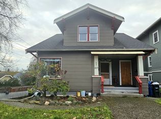 107 NE 43rd St APT 1, Seattle, WA 98105