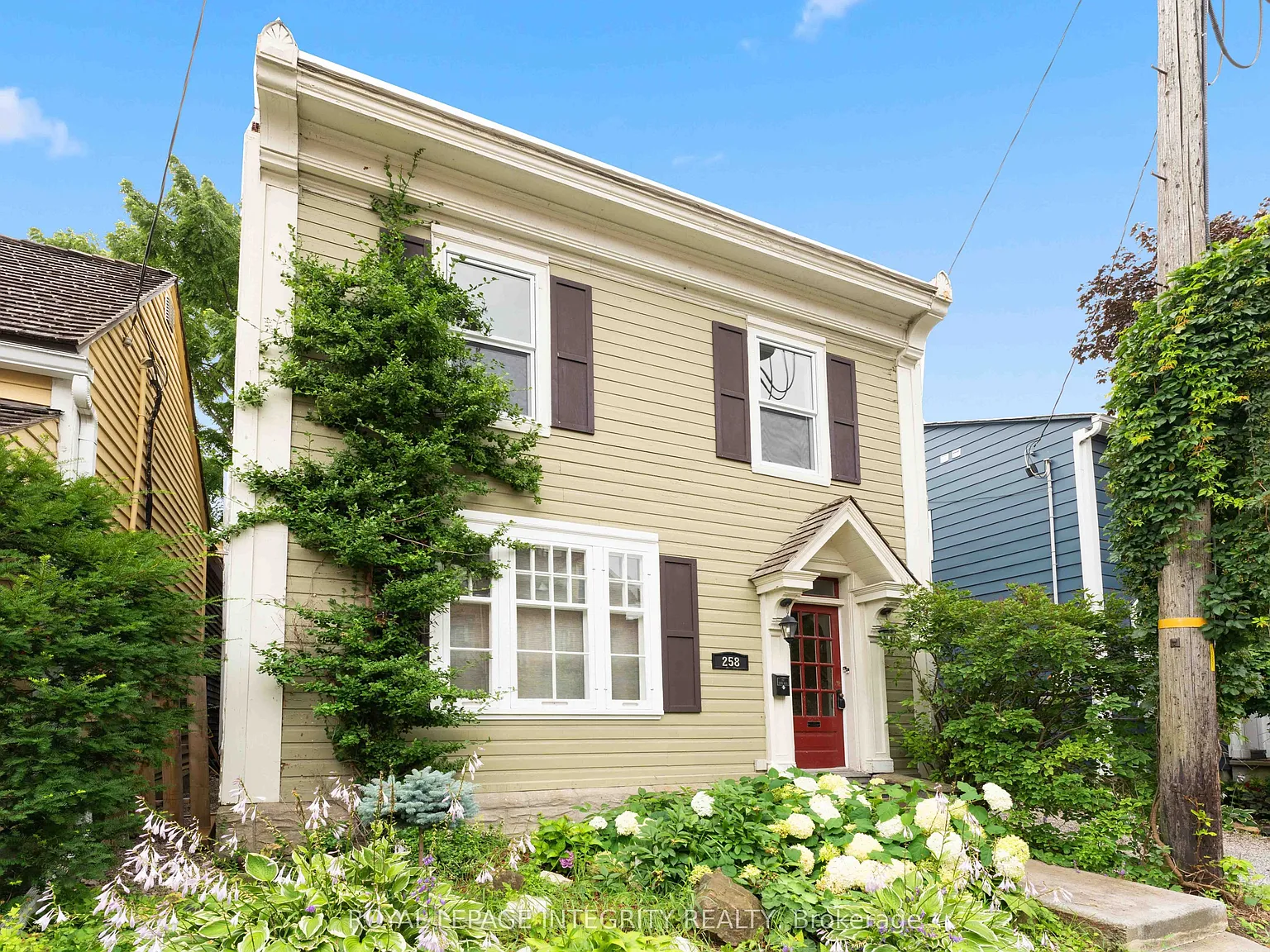2 bed, $1,900 — Photo 2