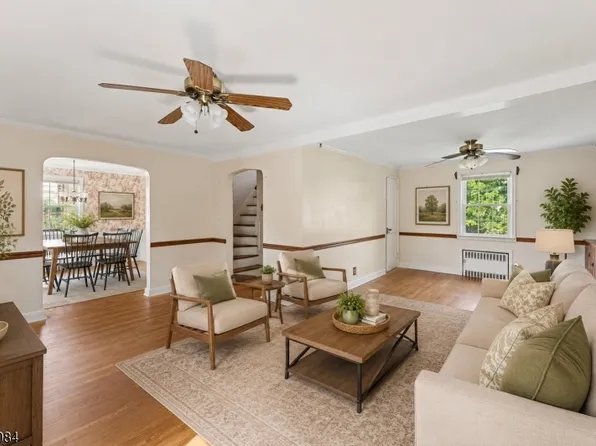 11 Kempshall Ter, Fanwood Boro, NJ 07023