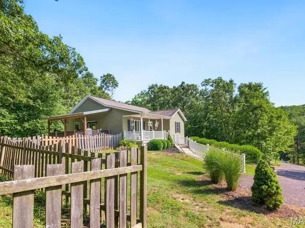 251 Farris Rd, Bourbon, MO 65441