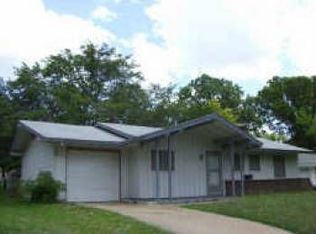 2115 Greenway St, Arlington, TX 76010