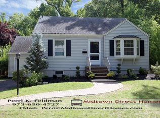 2476 Hill Rd, Scotch Plains, NJ 07076