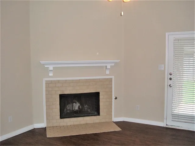 12232 Lamington Dr — Photo 5