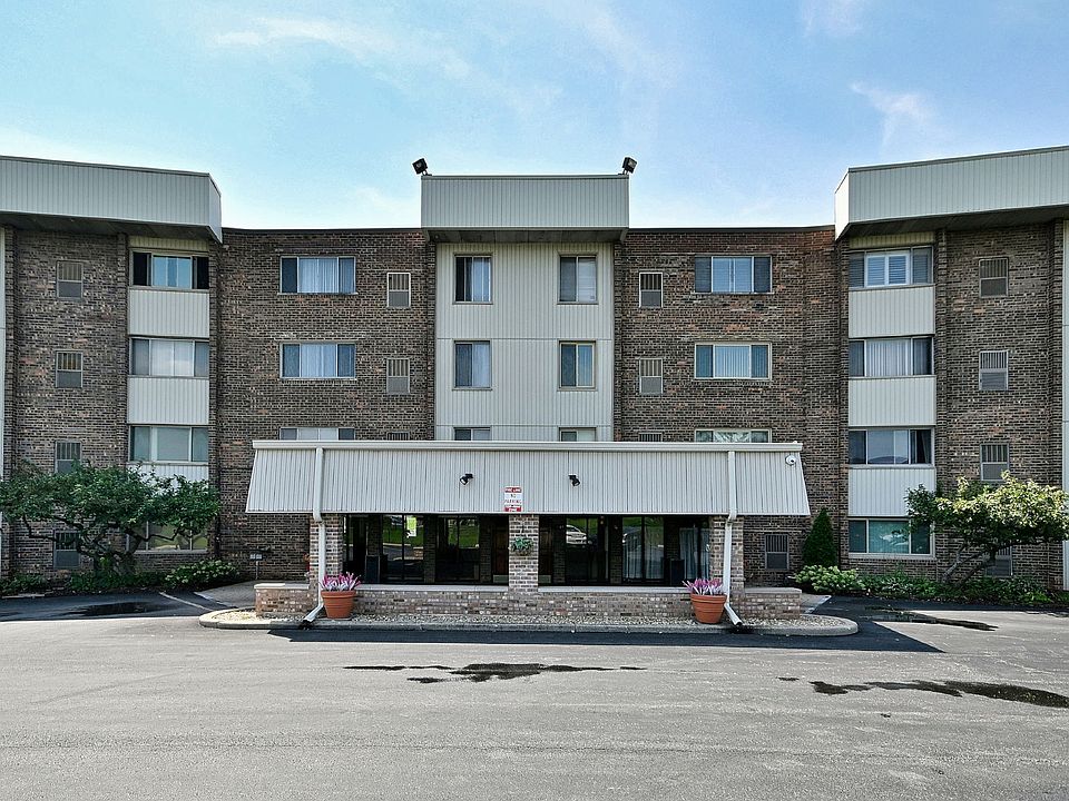 1st image of 841 N York Rd #226