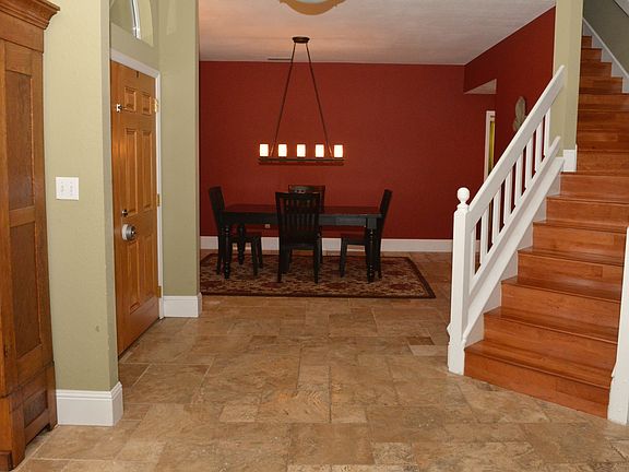 2nd image of 4614 Edgewater Dr