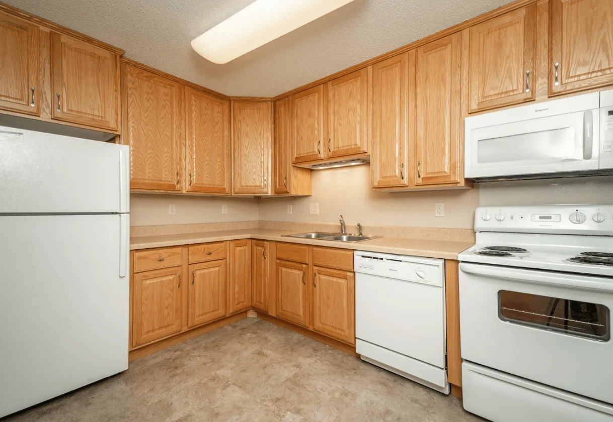 Pheasant Ridge Apartments — Photo 3