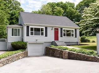 12 Brook Ln, Southborough, MA 01772
