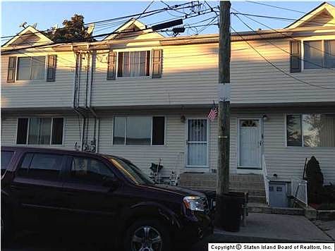 1st image of 27 Cecil Ct
