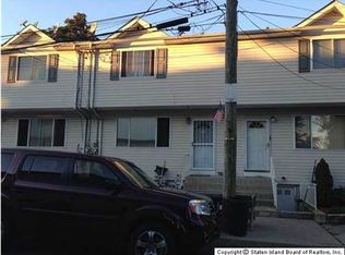 27 Cecil Ct, Staten Island, NY 10303
