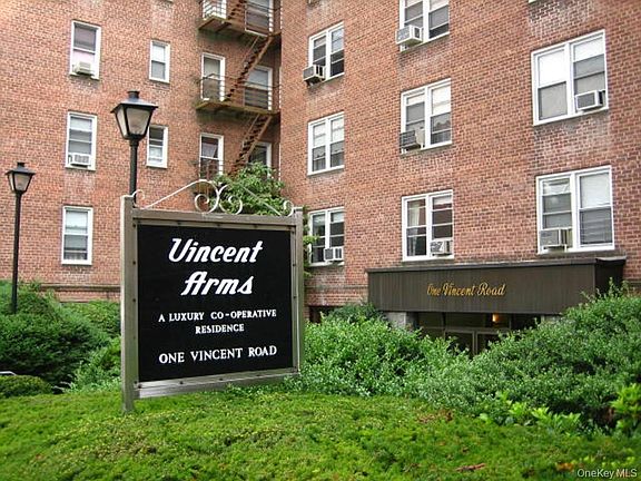 2nd image of 1 Vincent Road #6B