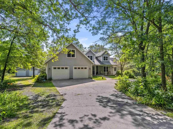 3726 FOREST DRIVE, Amherst Junction, WI 54407