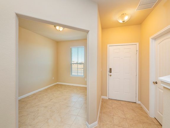 5th image of 707 Katmai Cir