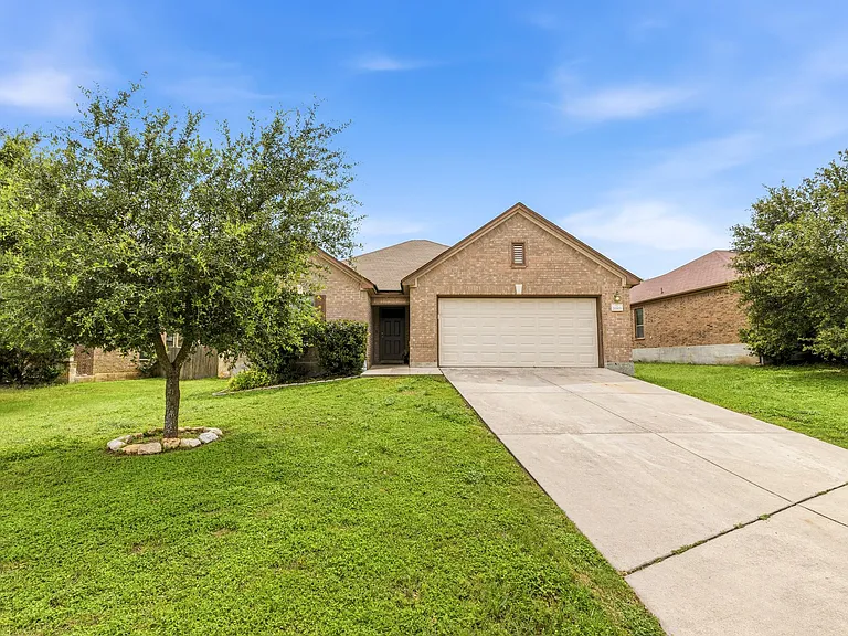 20803 Cape Coral — Photo 1