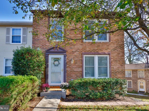 415 Warlock Ct, Glen Burnie, MD 21061