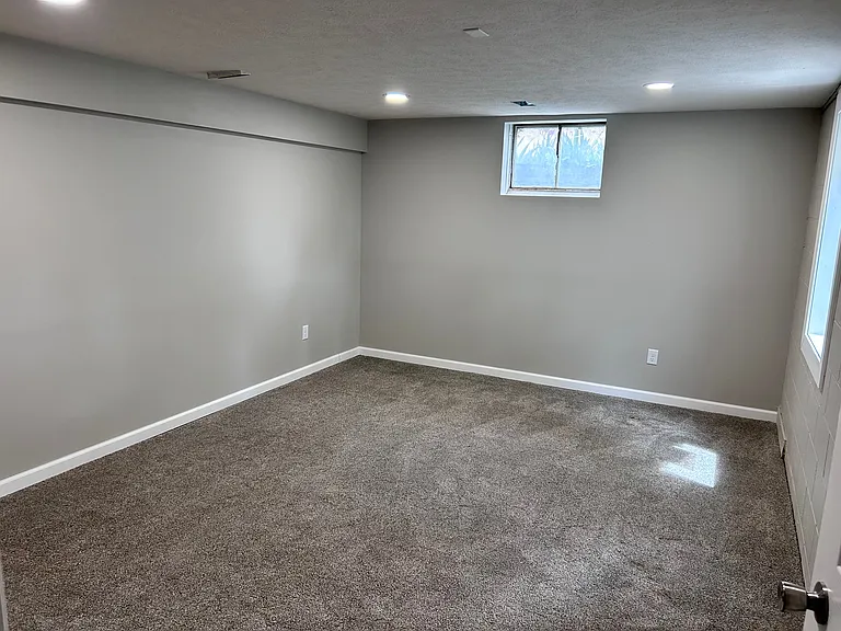 1753 Bowie Dr — Photo 18