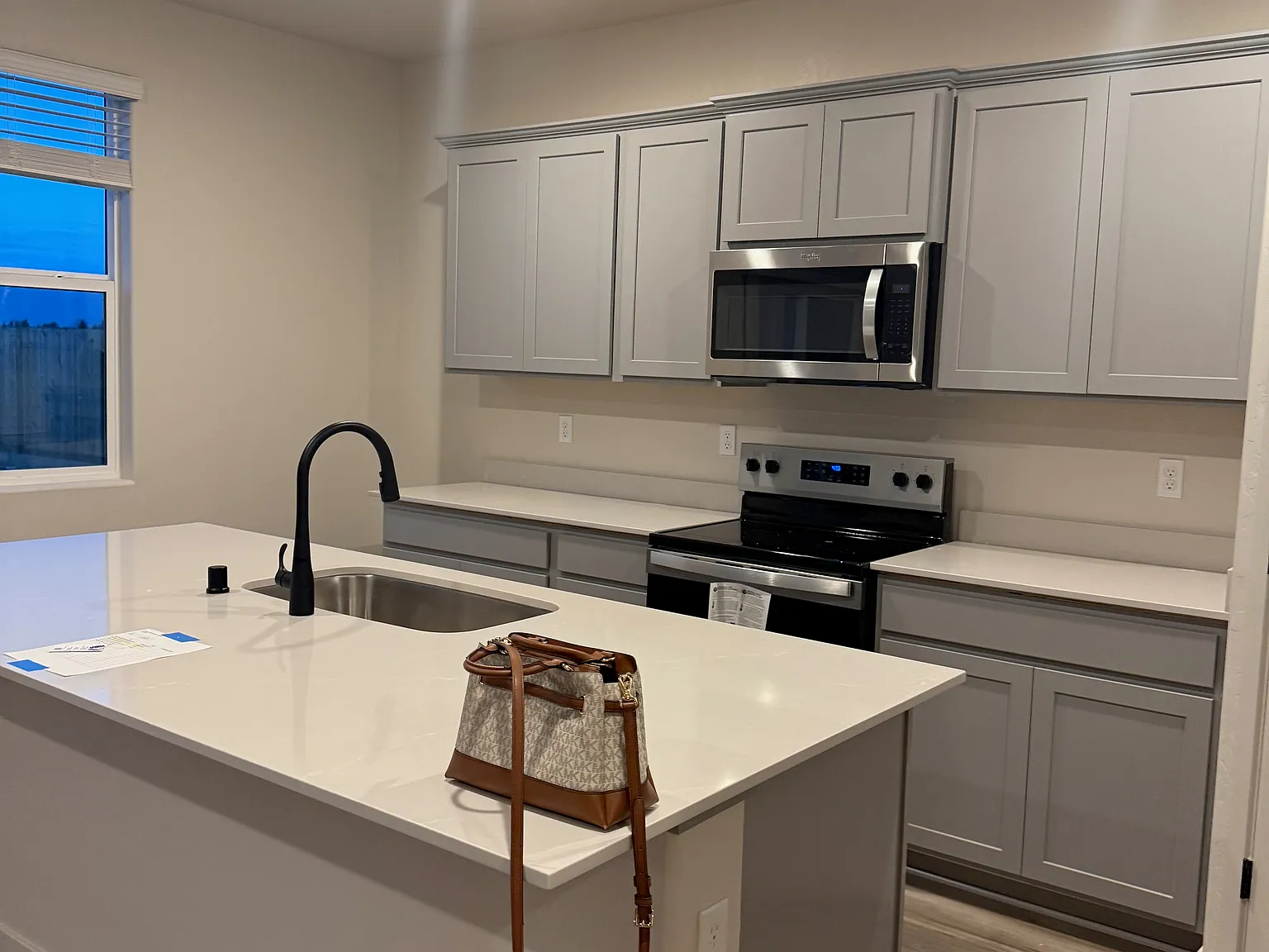 3 bed, 2.5 bath, 1777 sqft, $2,450 — Photo 4