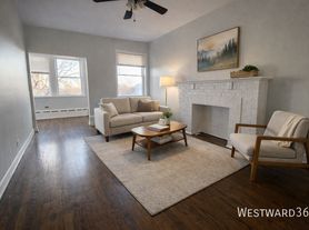 310 S Springfield Ave