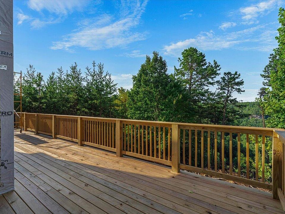2nd image of 975 Wildcat Ridge Ln