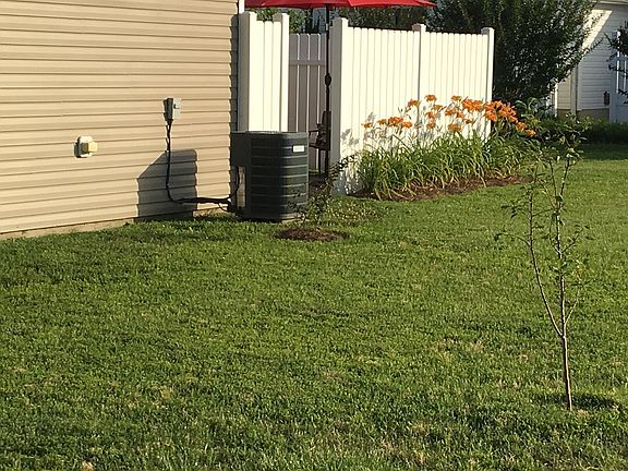 4th image of 1520 Preston Ct
