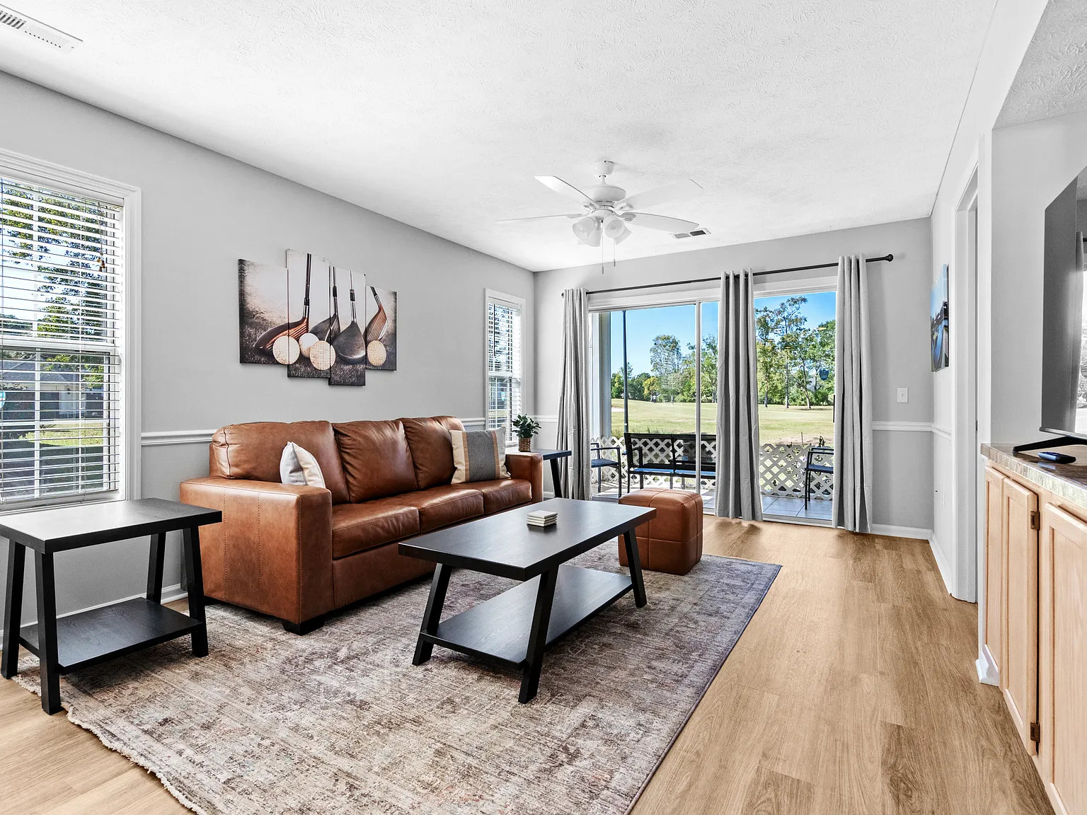 2 bed, 894 sqft, $1,500 — Photo 4