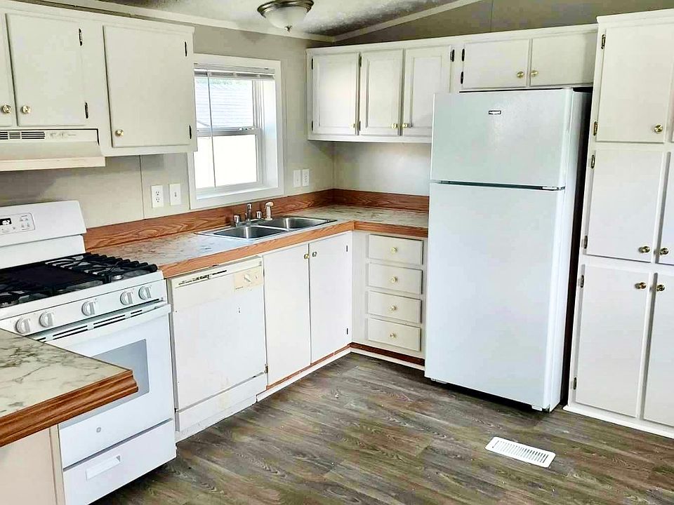 1st image of 88 Hidden Lake Dr #88
