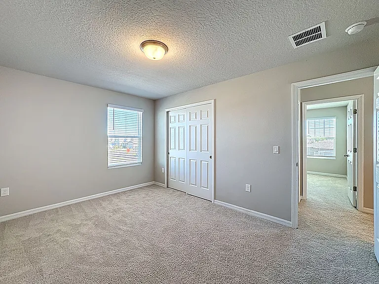 5251 Meredrew Ln — Photo 27