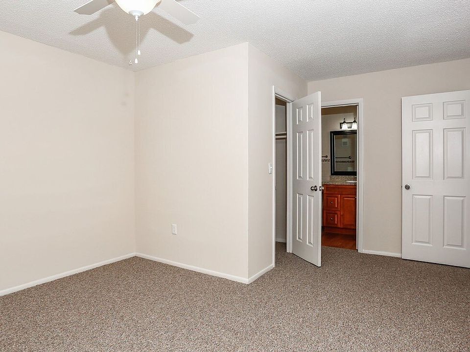 1st image of 1448 Adriel Ln #1634e8a0f