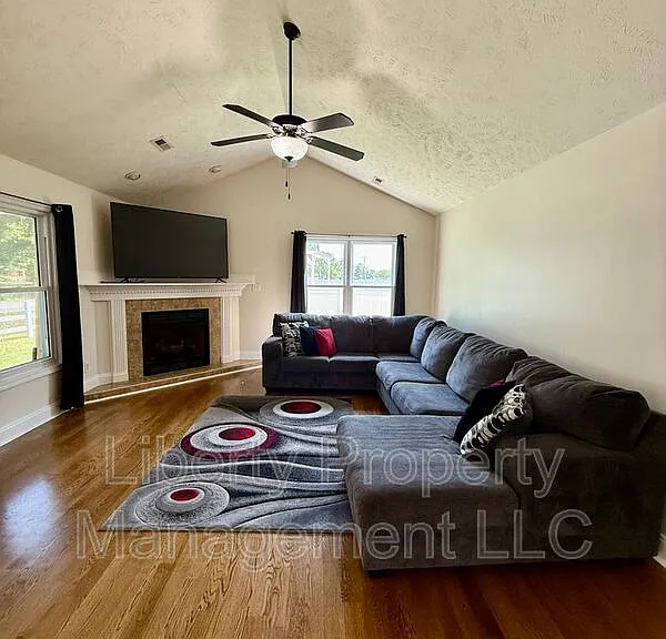 6205 Yorkie Ct — Photo 4