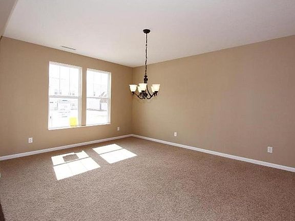 3rd image of 4150 Ginkgo Ct