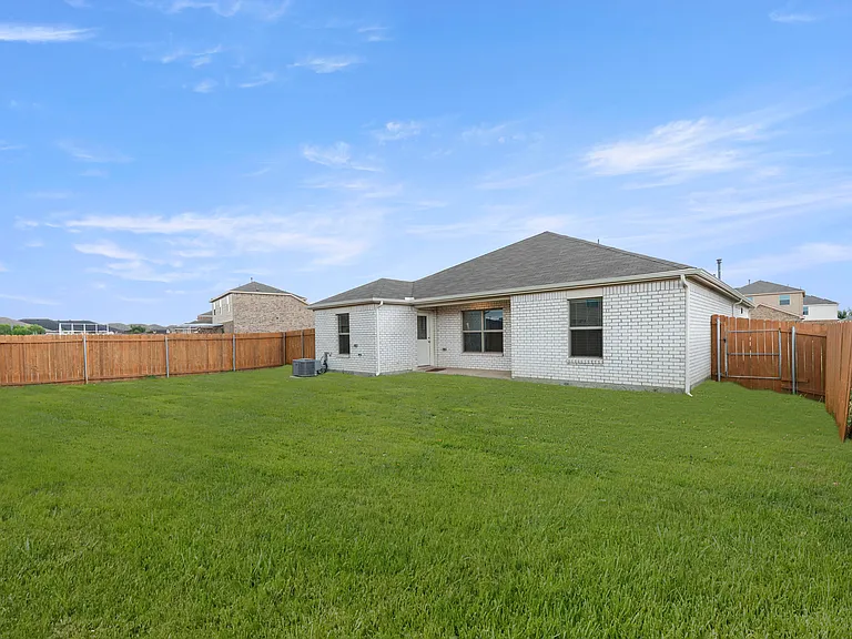 3048 Chico Dr — Photo 12