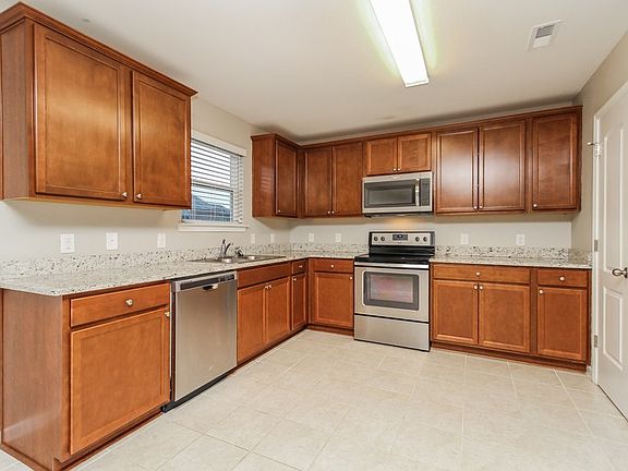 5th image of 3630 Stargell Dr
