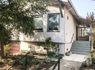 666 Poirier St, Oakland, CA 94609