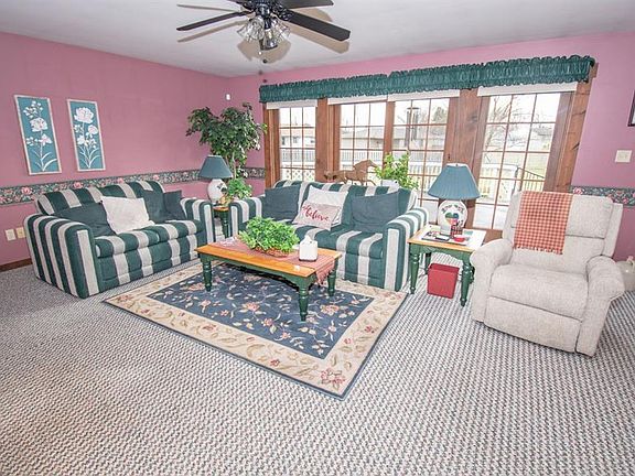 5th image of 2249 Breezewood Dr