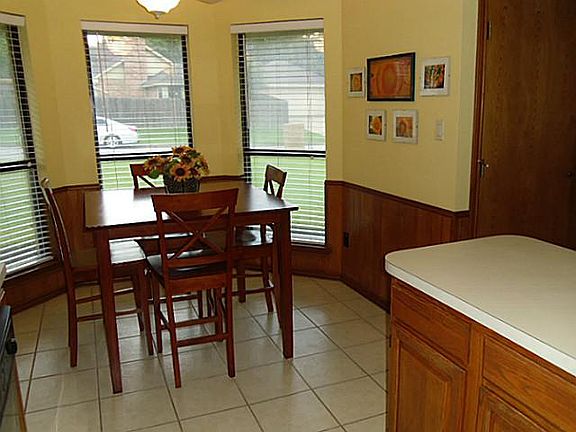 5th image of 6207 Twinhill Dr