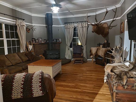 2nd image of 5114 E Steele Ave