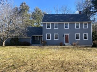 55 Valley Rd, Cumberland, ME 04021