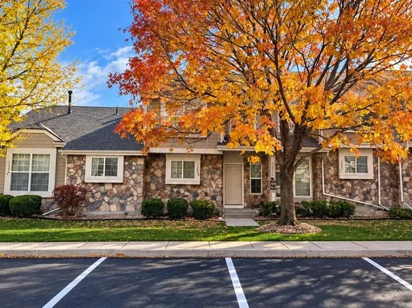 1296 S Zeno Circle #B, Aurora, CO 80017